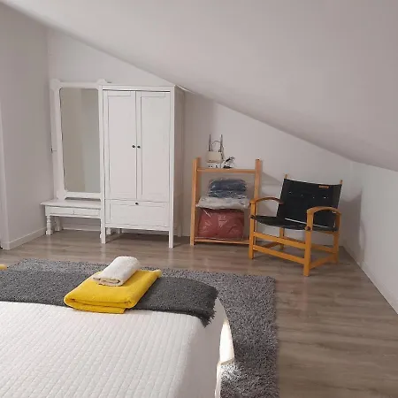 דירה Open - Lisbon/almada אלמאדה